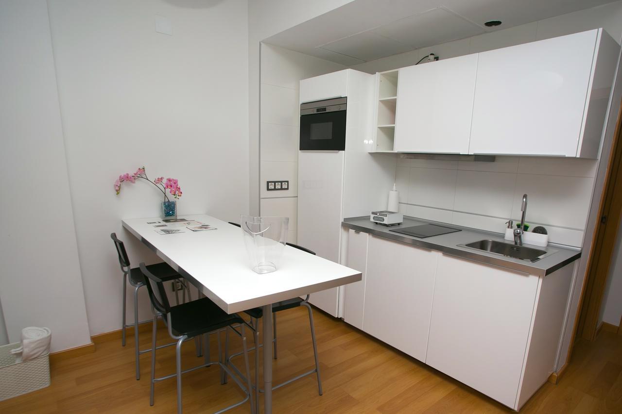 Espacioso Apartamento Jinetes مالقة الغرفة الصورة